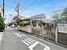 外観：前面道路含む現地写真 