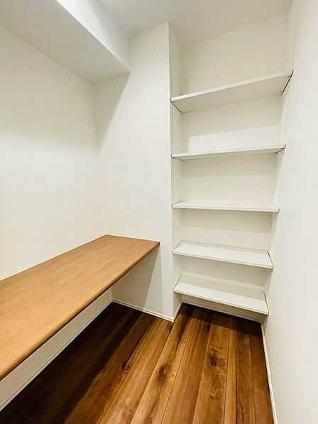 部屋ごとに設けた収納は、住みやすさへのこだわり。