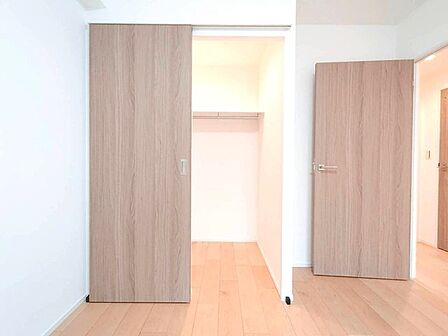 大容量の収納スペースで住空間もスッキリ広々。