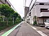 外観：前面道路含む現地写真 