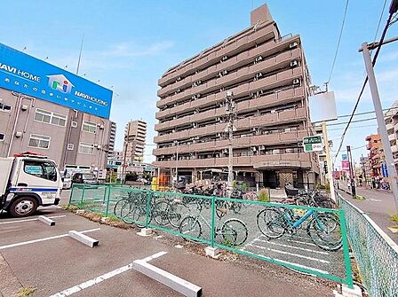 前面道路含む現地写真 