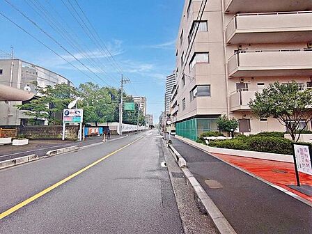 前面道路含む現地写真 
