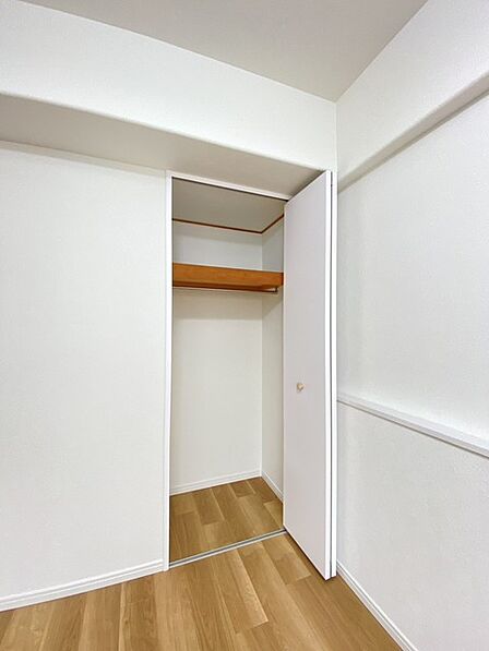 部屋に設けた収納は、住みやすさへのこだわり。