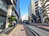 外観：前面道路含む現地写真 