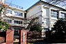 周辺：世田谷区立八幡小学校（550m）