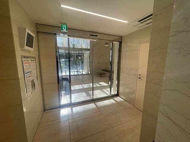 エントランス