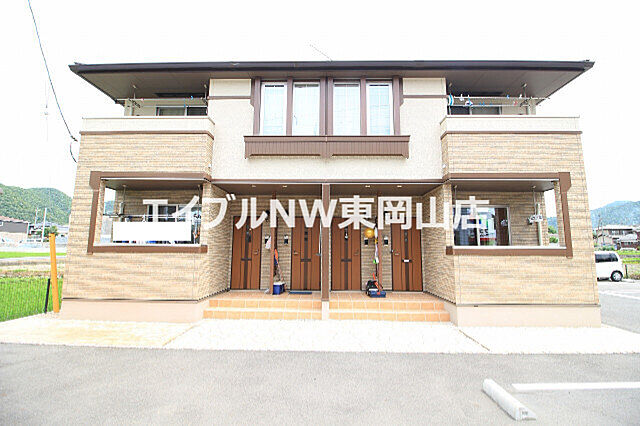 4 / 8