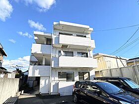 リバーウォーク 104 ｜ 静岡県三島市富田町14-18（賃貸マンション1LDK・1階・48.60㎡） その1