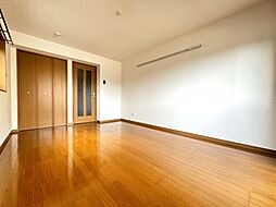 サニーヴィラ 106 1階1Kのリビング/ダイニング