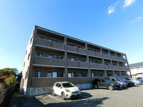 栃木県宇都宮市雀の宮6丁目（賃貸マンション1LDK・1階・46.55㎡） その1