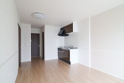 エスポアメゾンM 2階1LDKのリビング/ダイニング