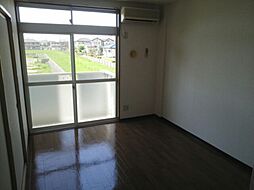 メゾンドファミーユ 2階2DKのリビング/ダイニング