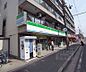 周辺：ファミリーマート深草龍大前店まで450m