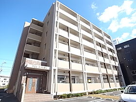 ヴィダアルボレス 302 ｜ 兵庫県明石市魚住町西岡（賃貸マンション1K・3階・30.96㎡） その1