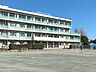 周辺：所沢市立上新井小学校 徒歩14分。 1110m