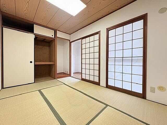 寝室