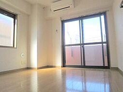 グランドゥールＩ＆Ｙ 402 4階1Kのリビング/ダイニング