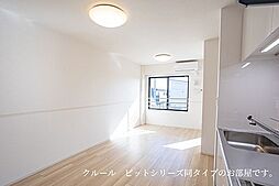 ウィステリアガーデン 2階1LDKのリビング/ダイニング