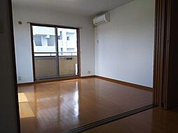 クルーズイン 302 3階1DKのリビング/ダイニング