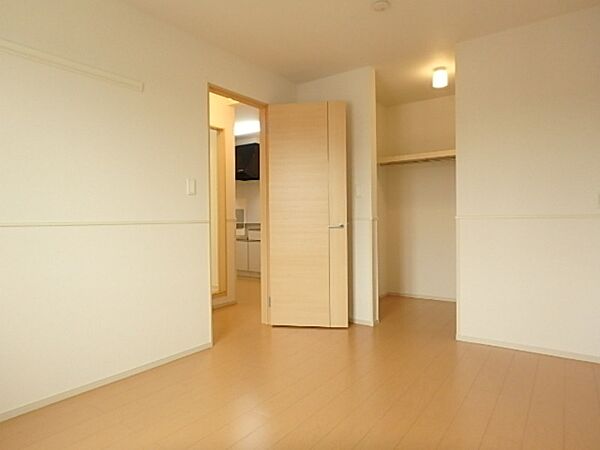 apartment 栃木県真岡市上高間木1丁目
物件地図