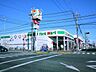 周辺：ヨークマート桶川店 1049m