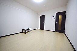 レオネクストグレイス 106 1階1Kのリビング/ダイニング