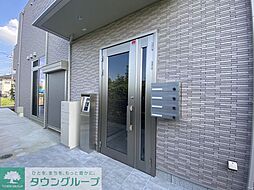 4 / 8