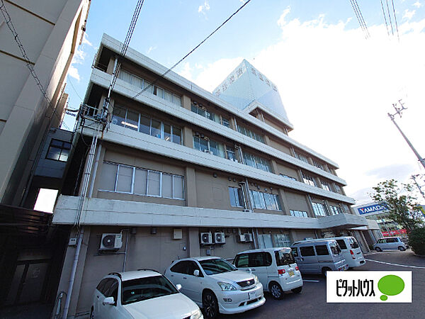 画像21:病院「弘誠会浦田病院まで1702m」