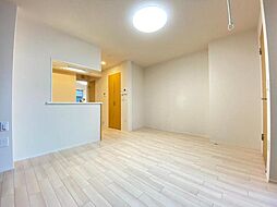 リョウエン 1階1LDKのリビング/ダイニング