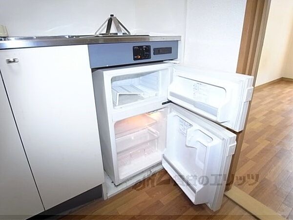 画像19:冷凍室が別のミニ冷蔵庫です。