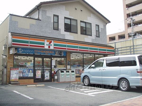 画像23:セブンイレブン　西大路松原店まで300メートル