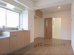 阪急嵐山線 松尾大社駅 徒歩3分の賃貸マンション 7階3LDKのリビング/ダイニング