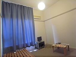 レオパレスグローバルII 105 2階1Kのリビング/ダイニング