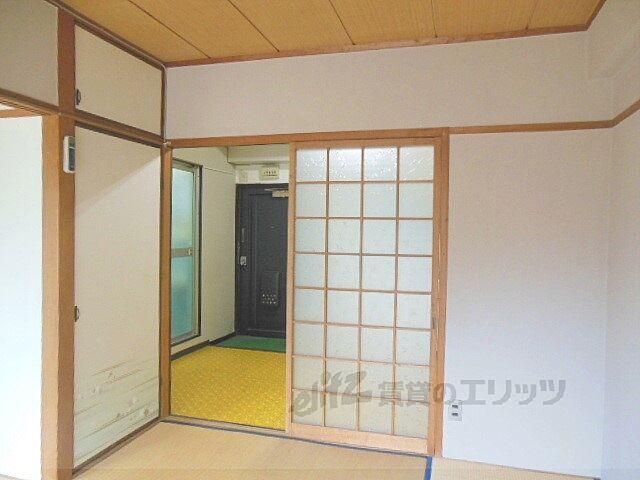 寝室