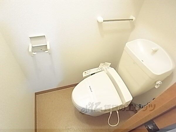 画像11:清潔感溢れるトイレ。