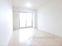 京阪京津線 四宮駅 徒歩4分の賃貸マンション 6階3LDKのリビング/ダイニング