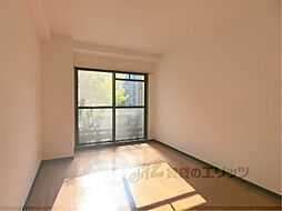 シャルマン岡崎 3階1Kのリビング/ダイニング