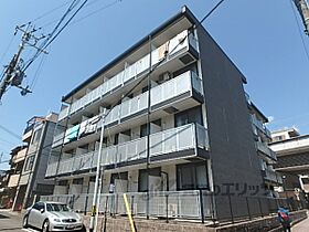 レオパレス西ノ京円町 402 ｜ 京都府京都市中京区西ノ京南円町（賃貸マンション1K・4階・19.87㎡） その1