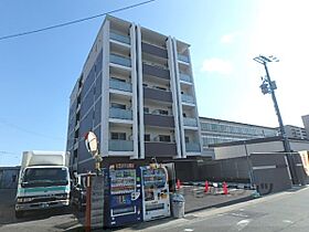 京都府京都市右京区西院西貝川町（賃貸マンション1K・5階・28.20㎡） その1