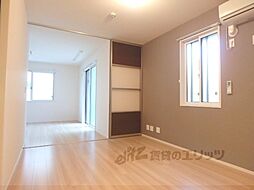 ラ・セゾン嵐山 102 1階1LDKのリビング/ダイニング