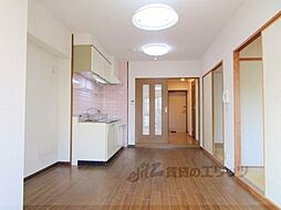 JR東海道・山陽本線 西大路駅 徒歩22分の賃貸マンション 3階3LDKのリビング/ダイニング