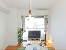 京阪本線 藤森駅 徒歩10分の賃貸マンション 5階ワンルームのリビング/ダイニング