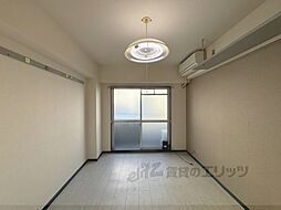 ラ・マプリーヌ桂 3階1Kのリビング/ダイニング