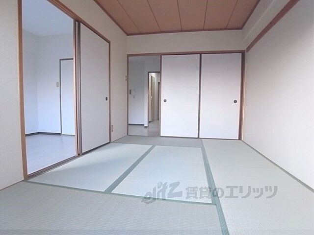 寝室