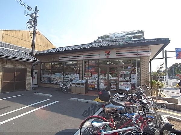 画像24:セブンイレブン　京都神宮丸太町店まで350メートル