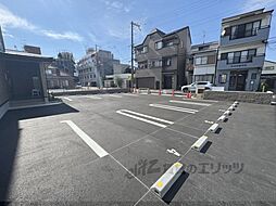 23 / 36