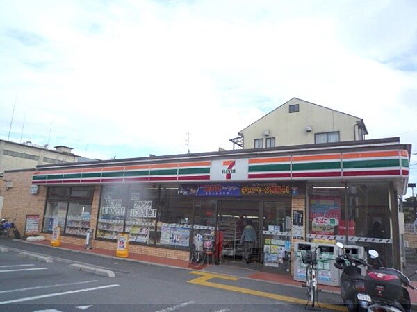 画像19:セブンイレブン　京都太秦蚕ノ社店まで450メートル