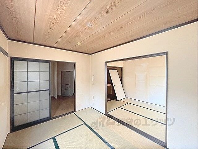 寝室