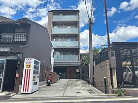 京都府京都市東山区松原通大和大路東入二丁目轆轤町（賃貸マンション1LDK・3階・38.01㎡） その1