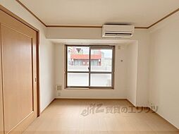 コンフォレスト三条 402 4階2LDKのリビング/ダイニング